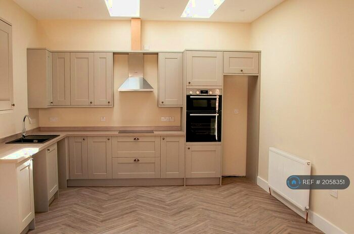 2 Bedroom Bungalow To Rent In Rackham Court, Diss, IP22