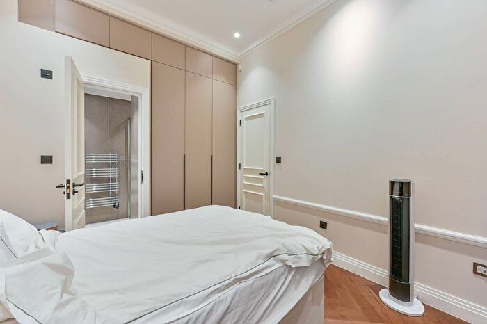 1 Bedroom Flat To Rent In Gloucester Place, Marylebone, London, W1U