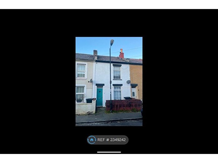 3 Bedroom Terraced House To Rent In King Street, Bristol, BS15