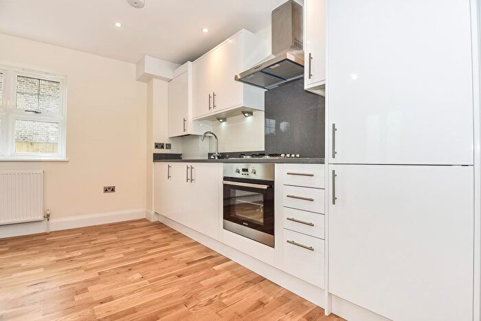 1 Bedroom Maisonette To Rent In Priory Road, High Wycombe, HP13