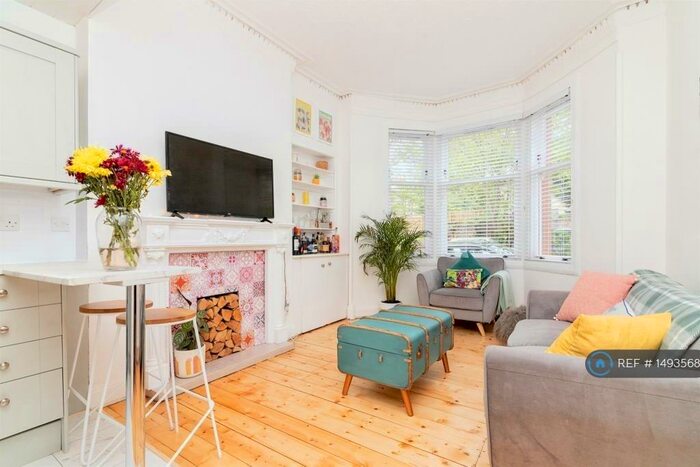 1 Bedroom Flat To Rent In Eastwood Av., Glasgow, G41