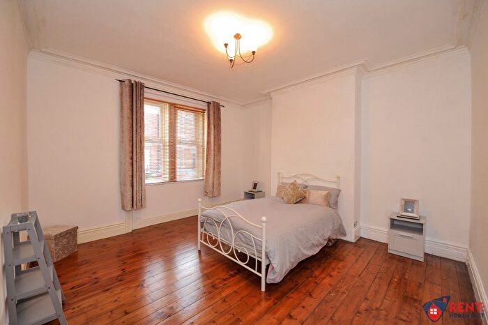 2 Bedroom Flat To Rent In Goschen Street, Gateshead, NE8