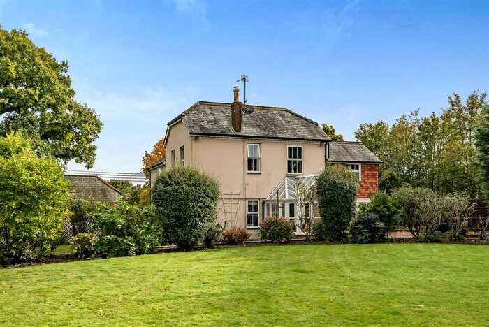 5 Bedroom Detached House For Sale In Headcorn Road, Grafty Green, Maidstone, ME17
