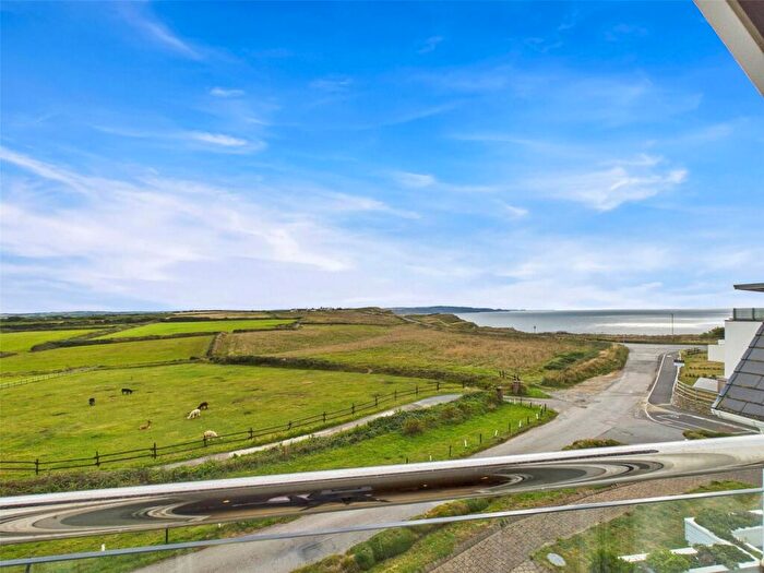 2 Bedroom Apartment For Sale In Upton, Bude, Cornwall, EX23