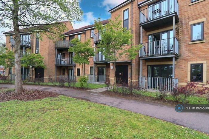 2 Bedroom Flat To Rent In Stapeley Court, Westcroft, Milton Keynes, MK4