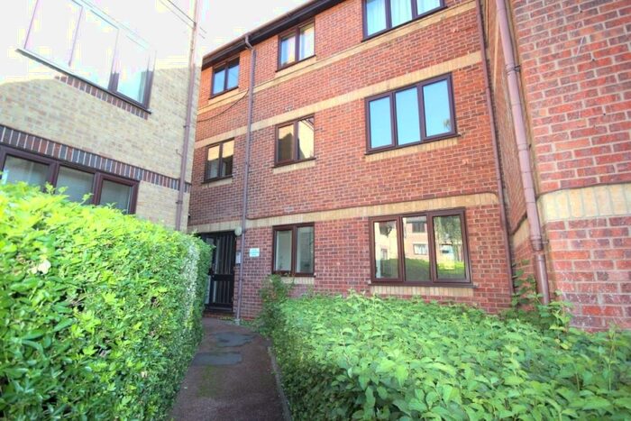 Flat To Rent In Glendenning Road, Norwich, NR1