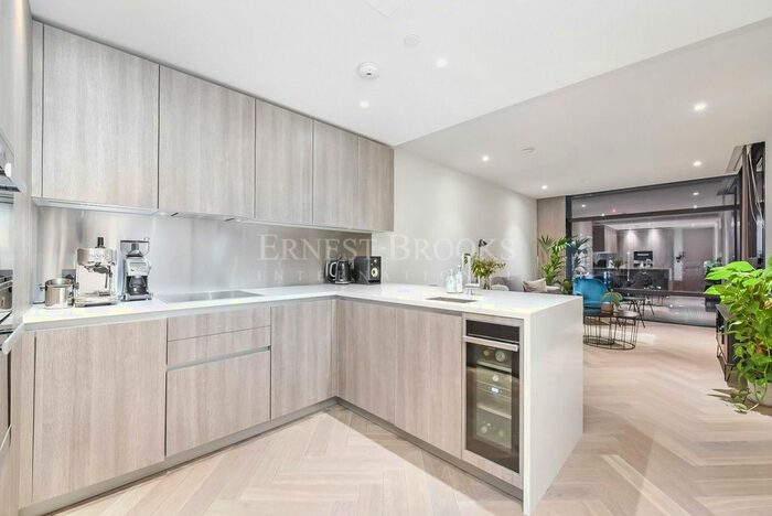 1 Bedroom Flat To Rent In Principal Tower, Worship Lane, Shoreditch, EC2A