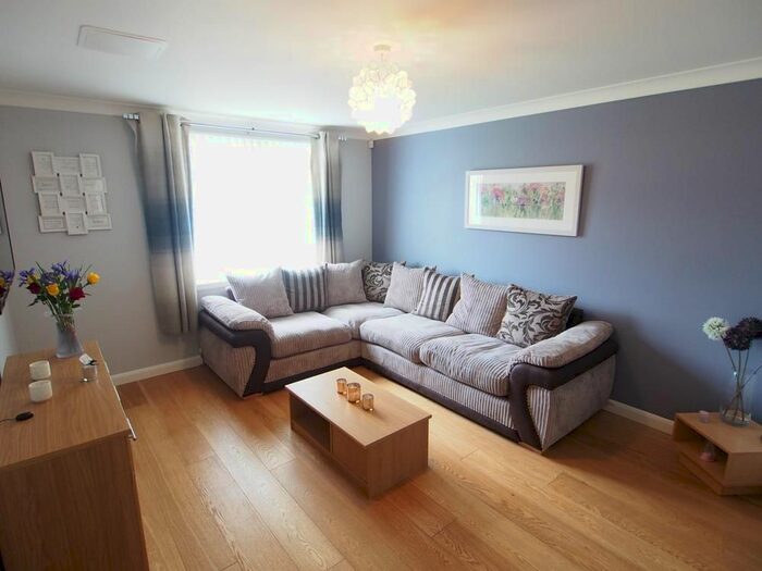 2 Bedroom Flat To Rent In Ladeside, Grandholm, AB22