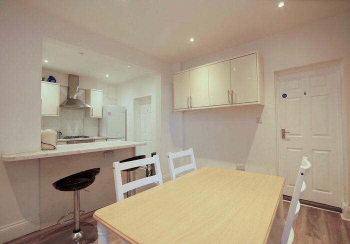 6 Bedroom Semi-Detached House To Rent In Ingmire Road, Eastville, Bristol, BS5