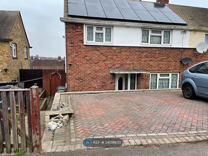 3 Bedroom Semi-Detached House To Rent In St Hildas Way, Gravesend, DA12