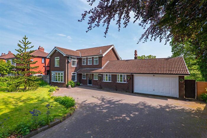 3 Bedroom Detached House For Sale In Bolton Road, Heath Charnock, Chorley, PR7