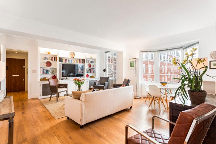 2 Bedroom Flat To Rent In Whiteheads Grove, London, SW3