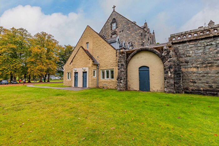1 Bedroom Semi-Detached House For Sale In The Moat House The Highland Club, St Benedicts Abbey, Fort Augustus, PH32