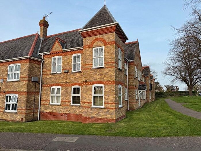 1 Bedroom Flat For Sale In Lavenham Court, Peterborough, Cambridgeshire, PE2