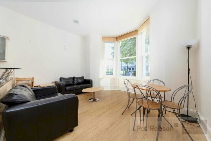 2 Bedroom Flat To Rent In Osborne Road, Jesmond, Newcastle Upon Tyne, NE2