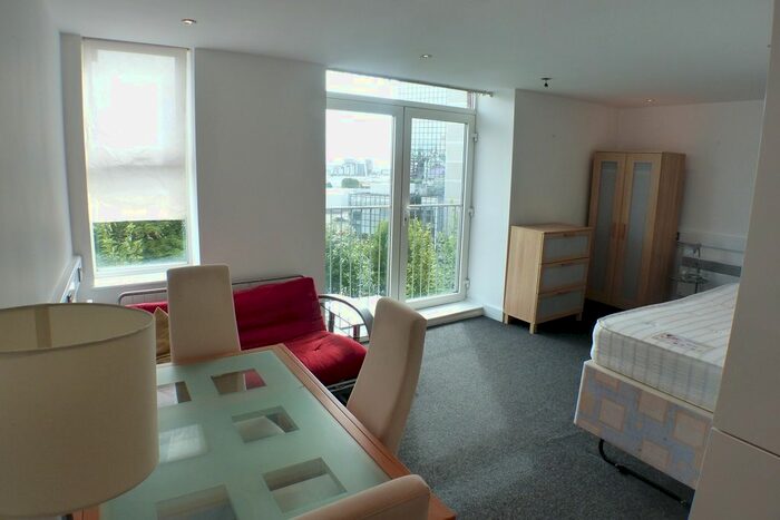 1 Bedroom Studio To Rent In Castle Street, Swansea, SA1