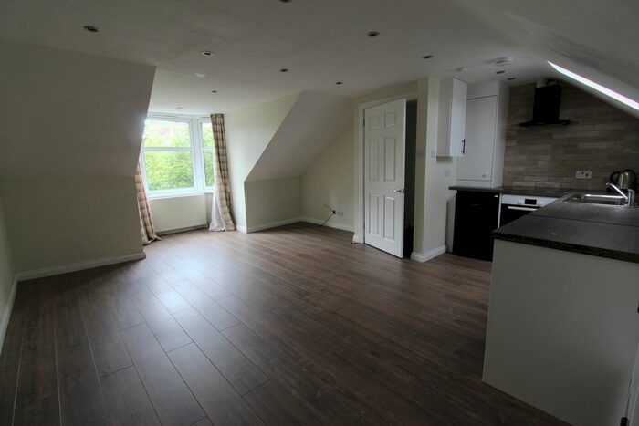 2 Bedroom Flat To Rent In Prince Regent Street, Edinburgh, EH6