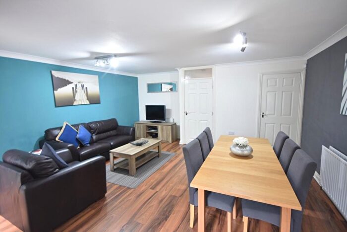 4 Bedroom Semi-Detached House To Rent In Gallalaw Terrace, South Gosforth., NE3