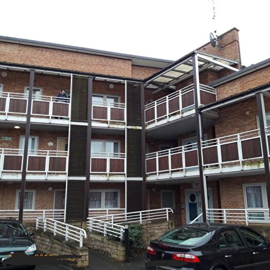 2 Bedroom Flat To Rent In Carre Street, Sleaford, Lincolnshire, NG34