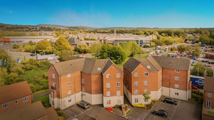 2 Bedroom Flat For Sale In Swan Crescent, Newport, NP19