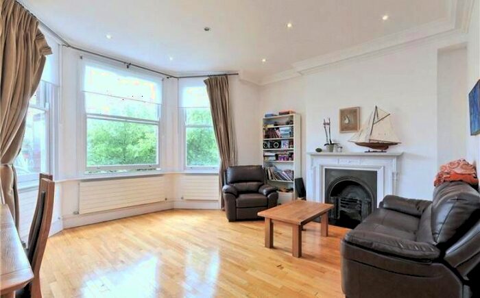 2 Bedroom Apartment To Rent In Greencroft Gardens, South Hampstead, NW6