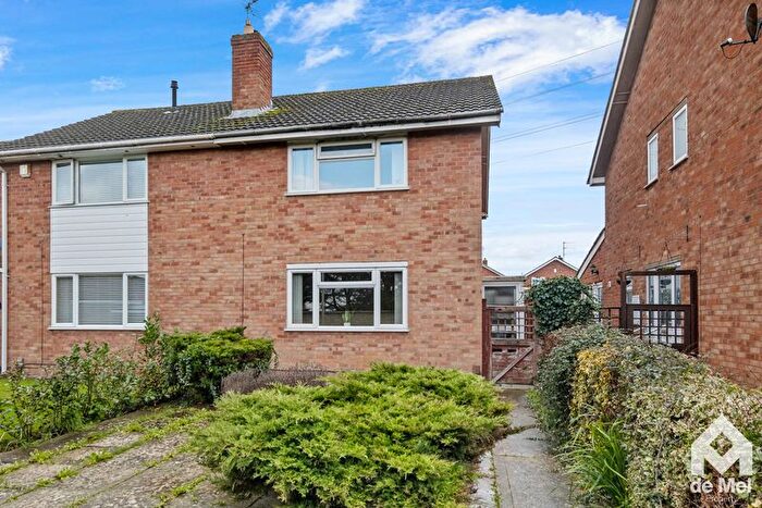 3 Bedroom Semi Detached House For Sale In Stanwick Drive, Cheltenham, Gloucestershire, GL51