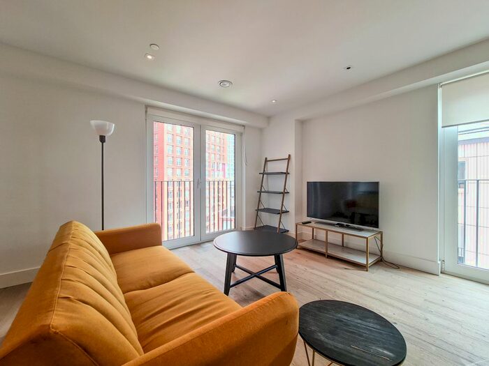 1 Bedroom Flat To Rent In Exchange Gardens, London, SW8