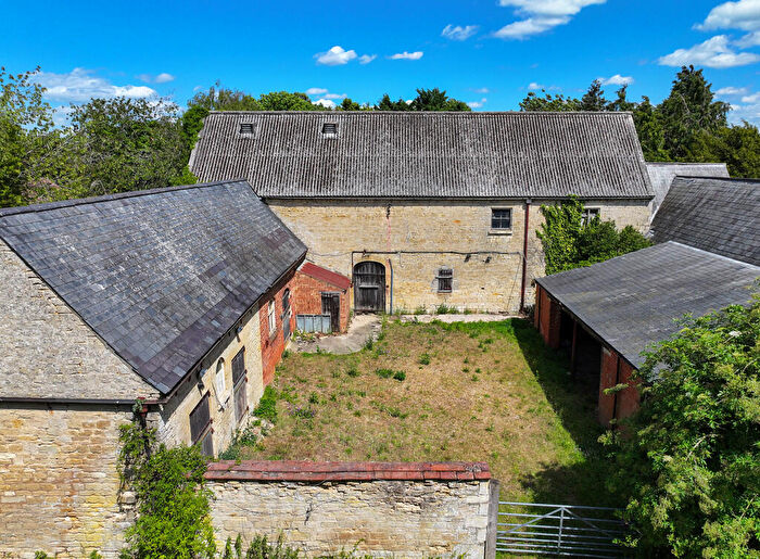 5 Bedroom Barn Conversion For Sale In Barn Conversion Opportunity At Bulby, PE10