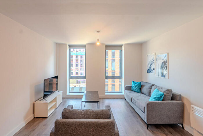 2 Bedroom Apartment For Sale In One Baltic Square, Liverpool, L8