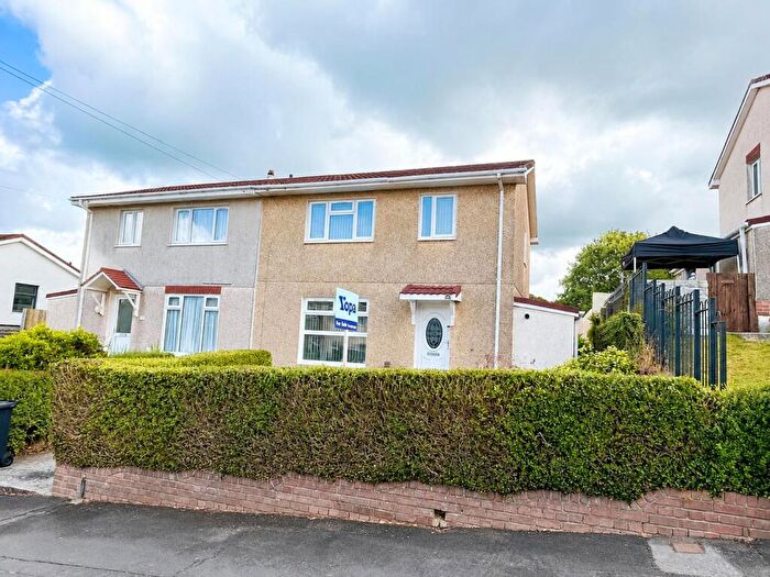 3 Bedroom Semi-Detached House For Sale In Crynallt Road, Neath, SA11