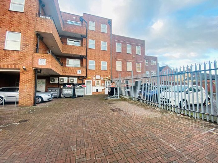 1 Bedroom Flat To Rent In Tavistock Street, Bedford, MK40