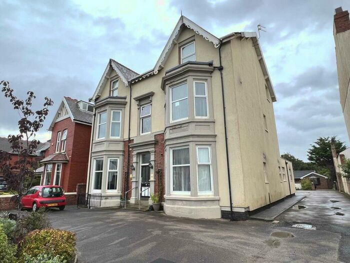 1 Bedroom Flat To Rent In Lytham Road, Blackpool, FY4