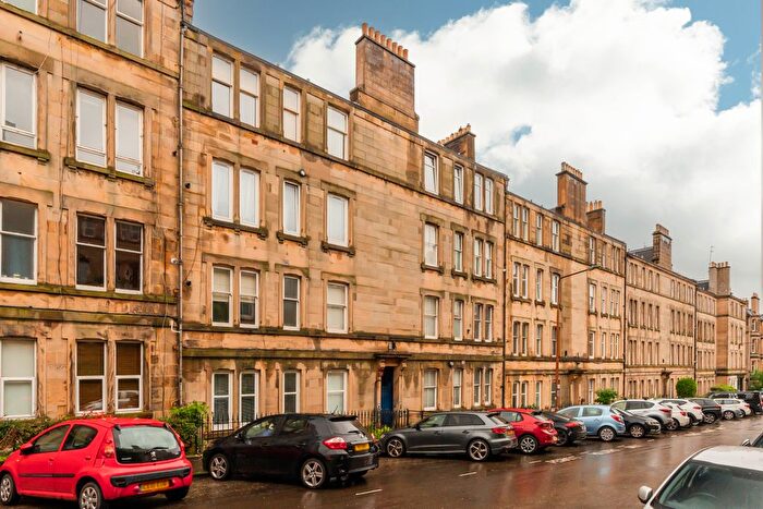 1 Bedroom Flat For Sale In / Dean Park Street, Edinburgh, EH4