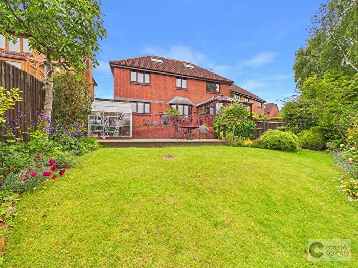 4 Bedroom Detached House For Sale In Moore Close, Aller Park, Newton Abbot, TQ12