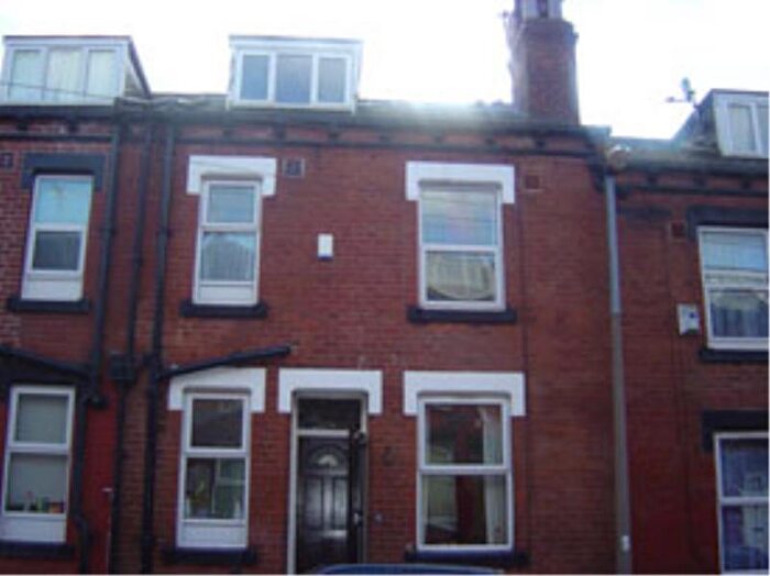 2 Bedroom Terraced House To Rent In Harold View, Hyde Park, Leeds, LS6