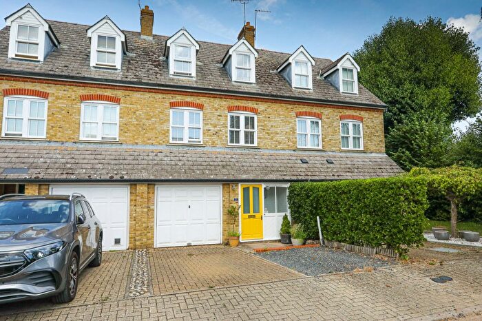4 Bedroom Detached House For Sale In Shepherdsgate, Canterbury, Kent, CT2