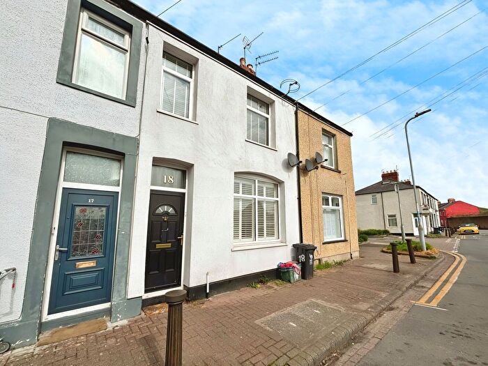 2 Bedroom Property To Rent In Albany Street, Newport, NP20