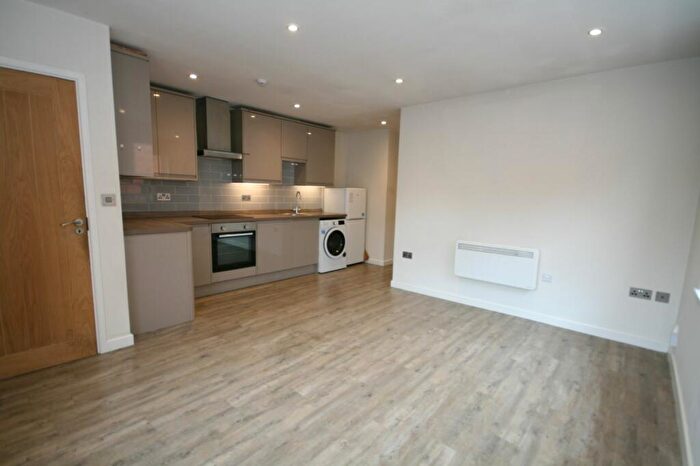 2 Bedroom Apartment To Rent In Flat, High Street, Wheatley, OX33