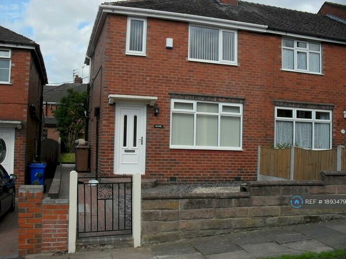 2 Bedroom End Of Terrace House To Rent In Lincoln Road, Stoke-On-Trent, ST6