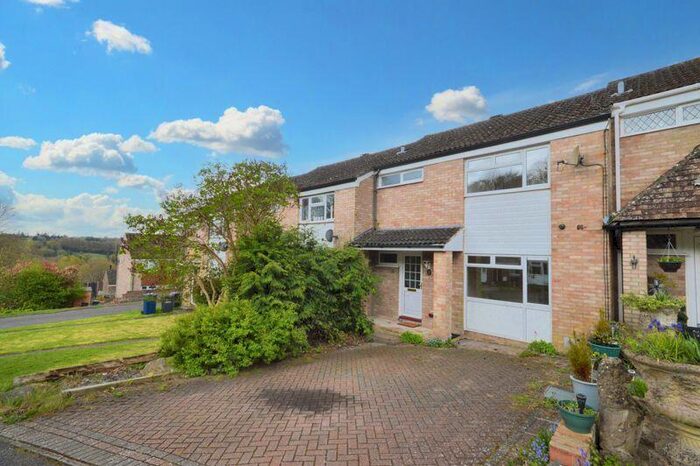 3 Bedroom Terraced House For Sale In Rackfield, Haslemere, GU27
