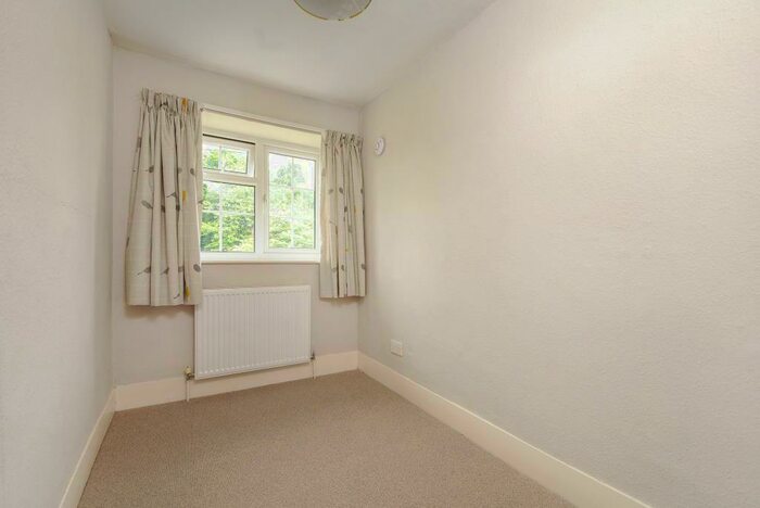 2 Bedroom Cottage To Rent In Kidlington, Oxford, OX5