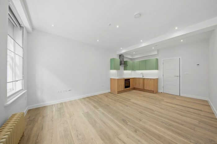 1 Bedroom Flat To Rent In Monmouth Street, London, WC2H