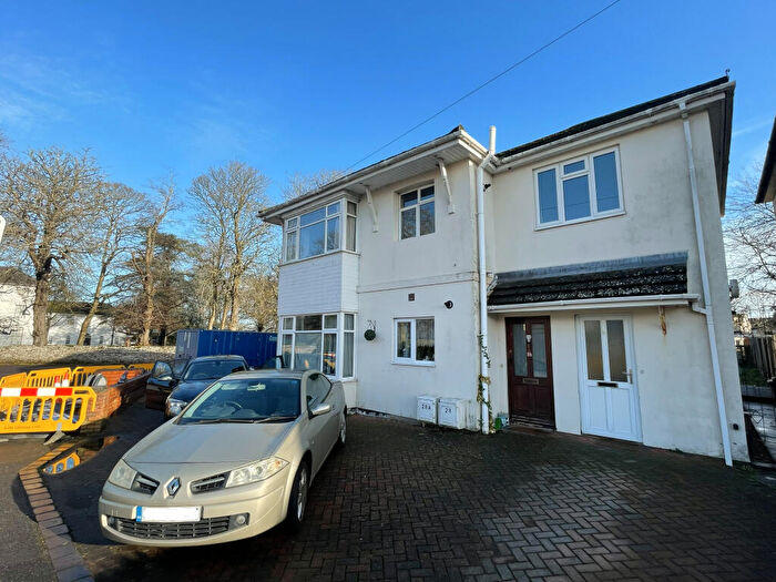 3 Bedroom Flat To Rent In Home Road, Kinson, BH11