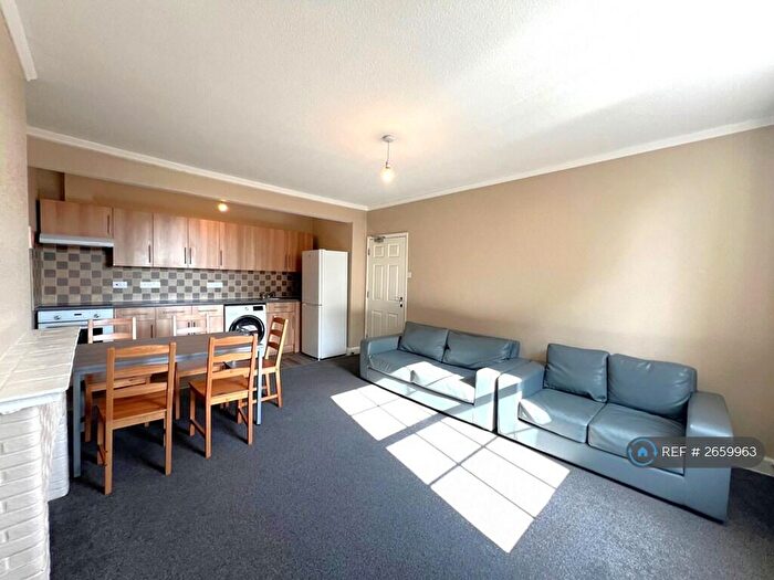 5 Bedroom Maisonette To Rent In Whiteladies Road, Bristol, BS8