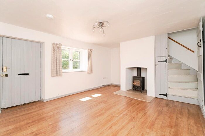 2 Bedroom Character Property For Sale In The Street, Tattersett, King's Lynn, PE31