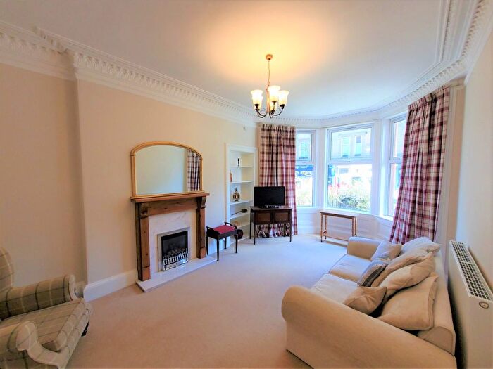2 Bedroom Flat To Rent In Comiston Road, Morningside, Edinburgh, EH10