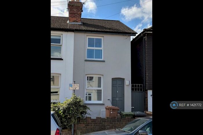 2 Bedroom End Of Terrace House To Rent In Denzil Road, Guildford, GU2