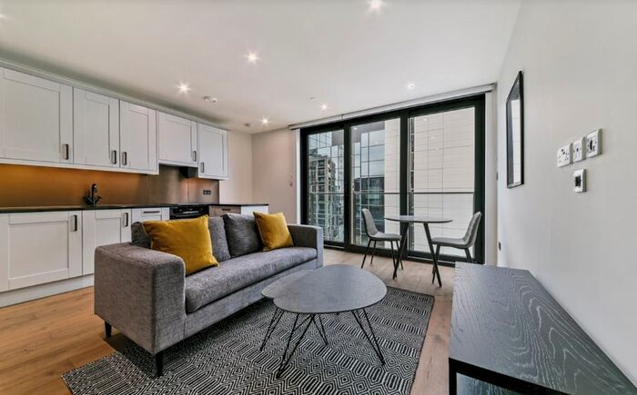 Studio To Rent In Emery Way, London, E1W