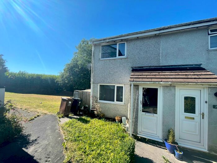 2 Bedroom Property To Rent In Dunsterville Road, Ivybridge, PL21