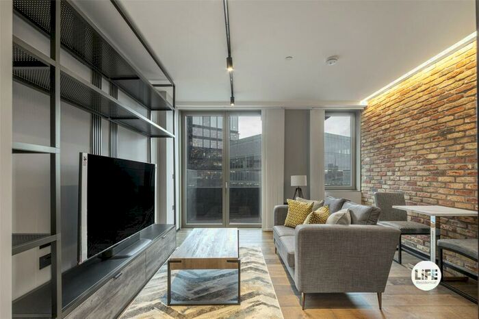 Apartment To Rent In Hewett Street, London, EC2A